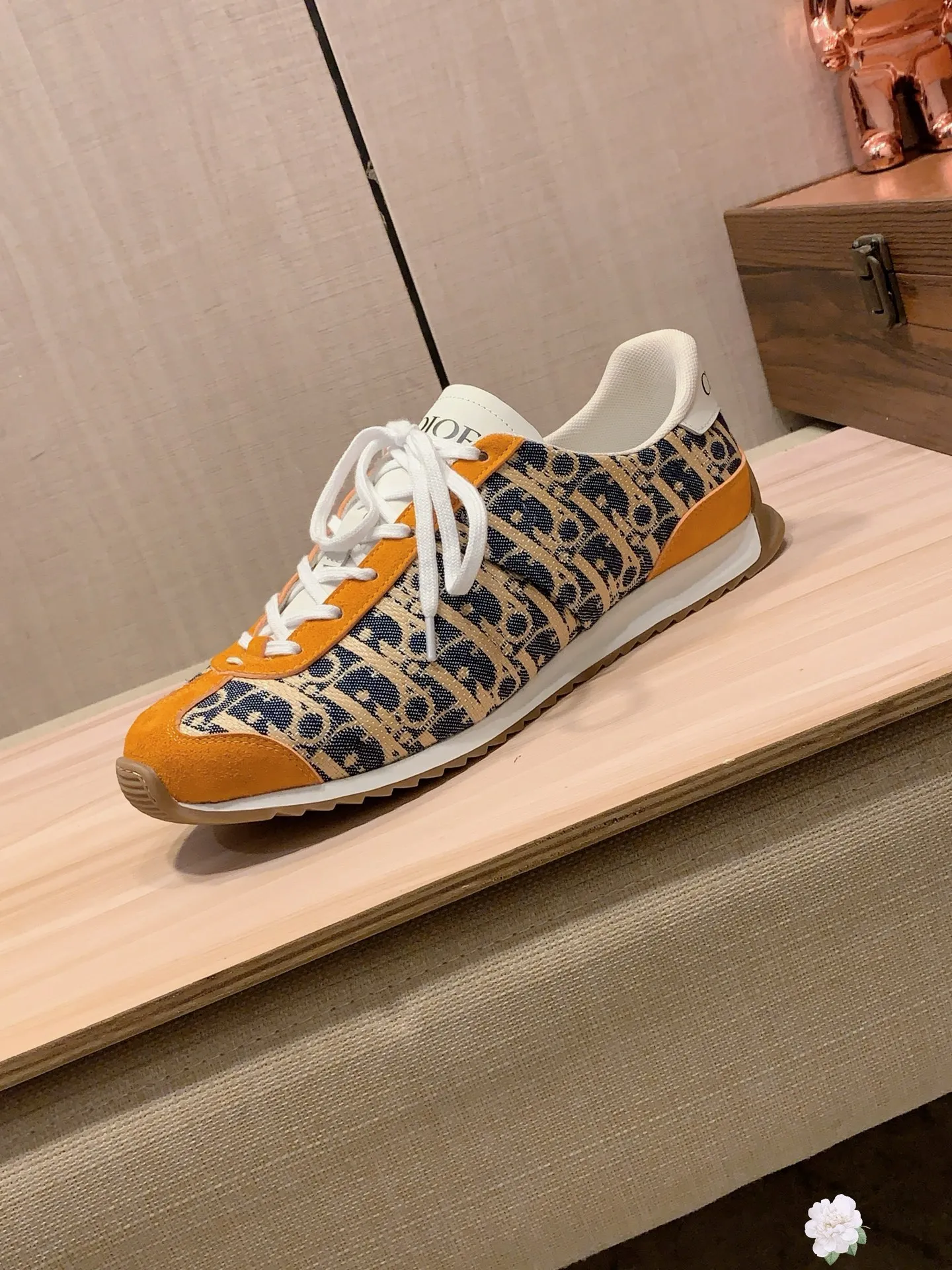 Men's Men's Shoes💰442💰💰🎩🎩[Lightning][Lightning] "Dior DIOR*" The latest and most popular casual shoes, top brand [seduce] luxury ~ purchasing agency, top ~ quality. [Strong] The upper is made of imported breathable cowhide with woven material ➕ breathable sheepskin feet (•) and fine workmanship. The original stylish and stylish soft rubber wear-resistant and non-slip outsole is light and comfortable on the feet. The real thing looks better when photographed in real life. 413: Code: 35-44, 45.46 can be customized, 8️⃣ colors selected